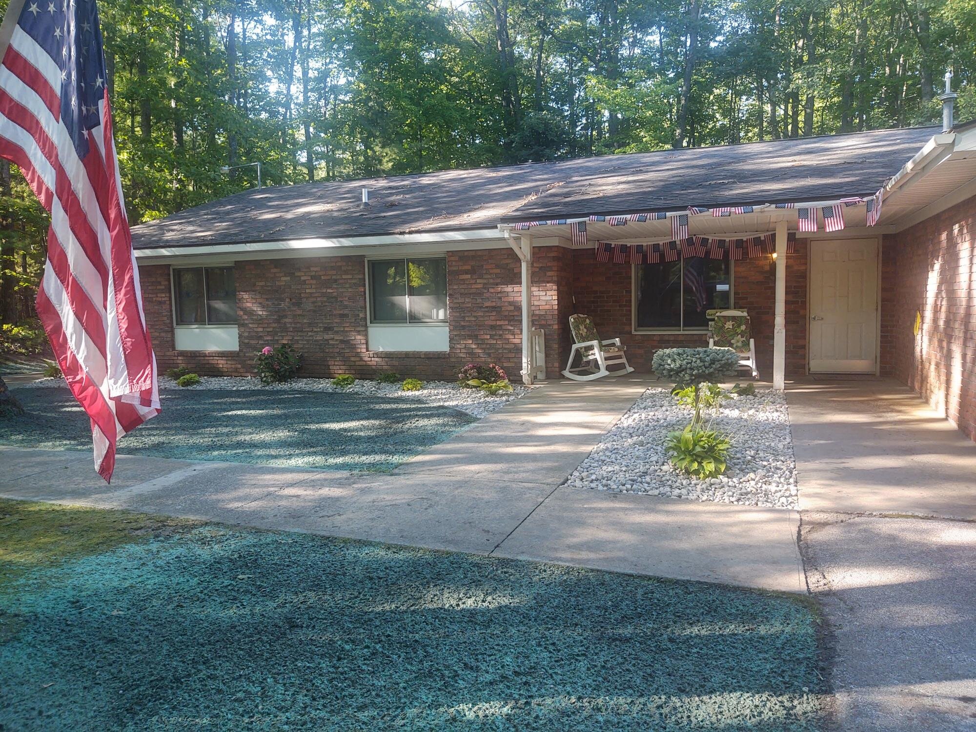 A Northern Lakes CMHA group home.