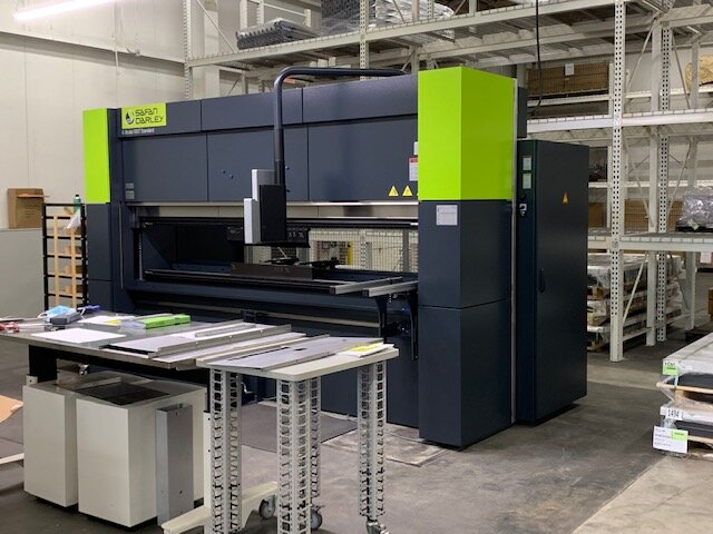 Symbiote makes customized furniture products and solutions for the biotechnology, education, healthcare, and security industries.