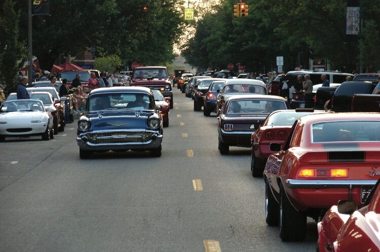 Remember When Car Show & Cruise is coming to downtown Holland.