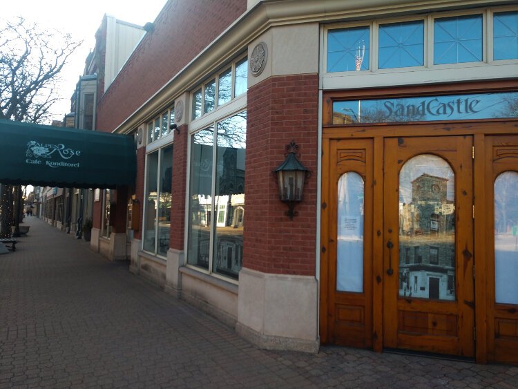 A new restaurant by Bowerman blueberry farm is set to open in downtown Holland later this year.