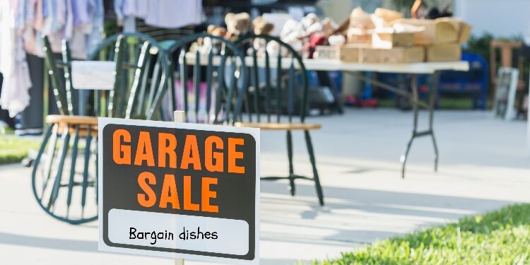 Garage sale gold trim: great deal, until handwashing sparks dish-duty drama.