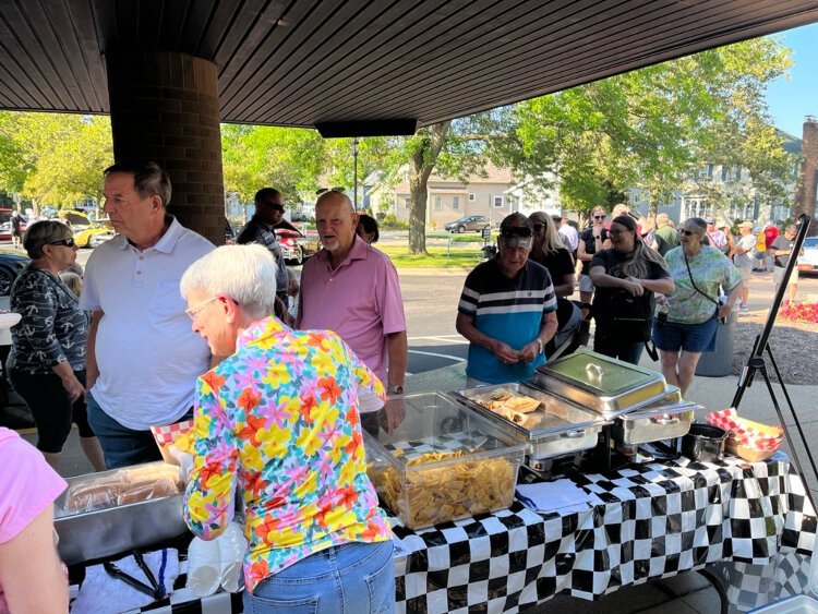 Before the pandemic, 1 in 4 people aged 65 and older experienced social isolation. These feelings of loneliness were exacerbated by the COVID-19 pandemic. Evergreen Commons seeks to create connections for older adults.