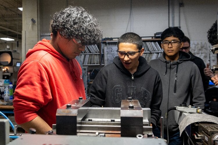 Students will have a chance to explore West Michigan’s manufacturing future during Discover Manufacturing Week on Nov. 6-11. (West Michgian Works!)